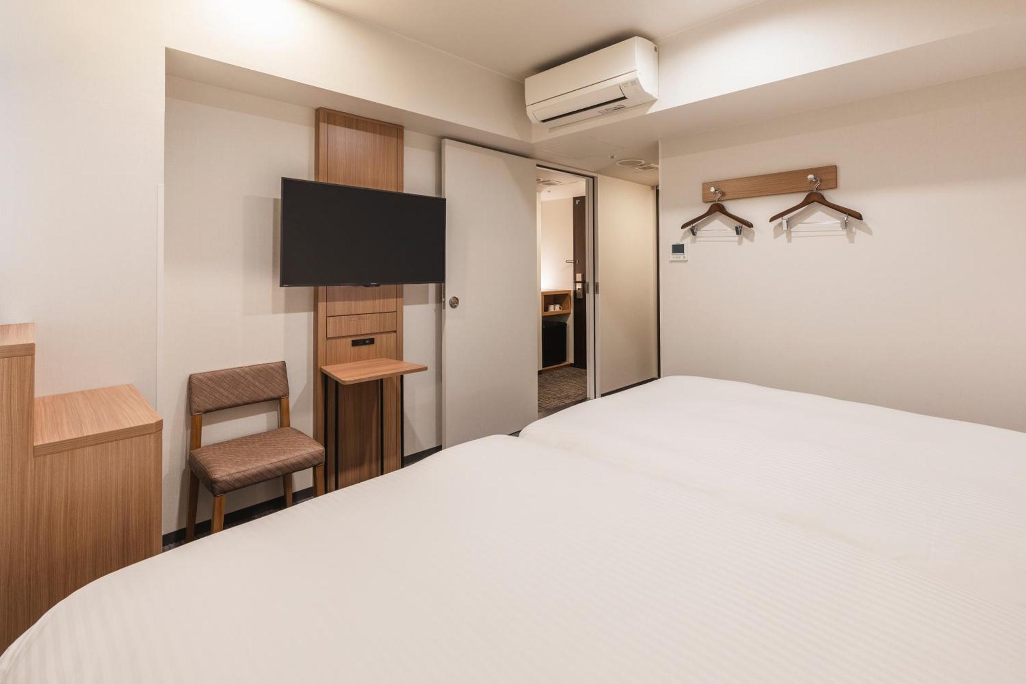 Sotetsu Fresa Inn Yokohama Higashiguchi Exterior foto
