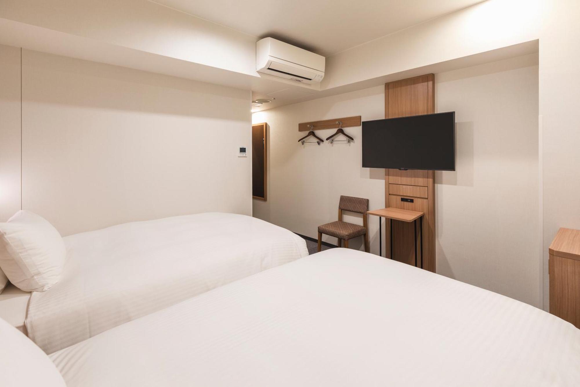 Sotetsu Fresa Inn Yokohama Higashiguchi Exterior foto